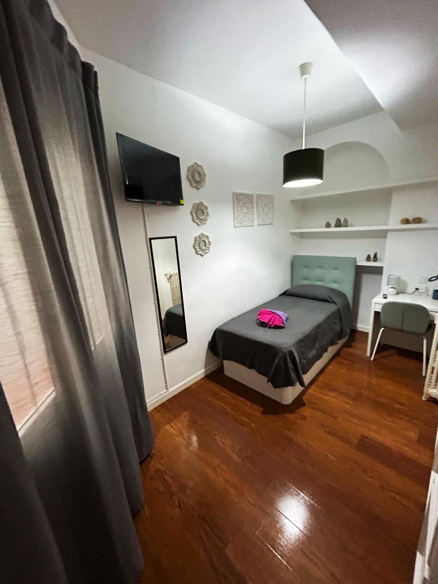 Habitaciones Magdalena Madrid Exteriör bild